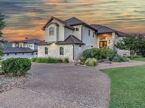 207 Florentine, Horseshoe Bay, TX 78657