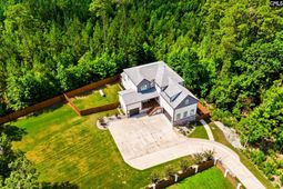 324 Porth Circle photo 4