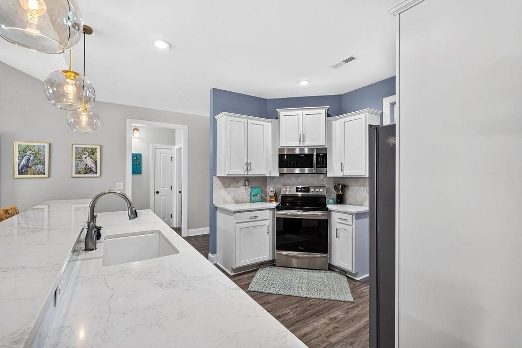 55 Hamilton Trail  Photo 14