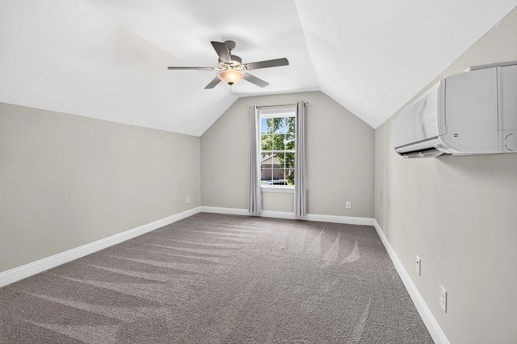 55 Hamilton Trail  Photo 34