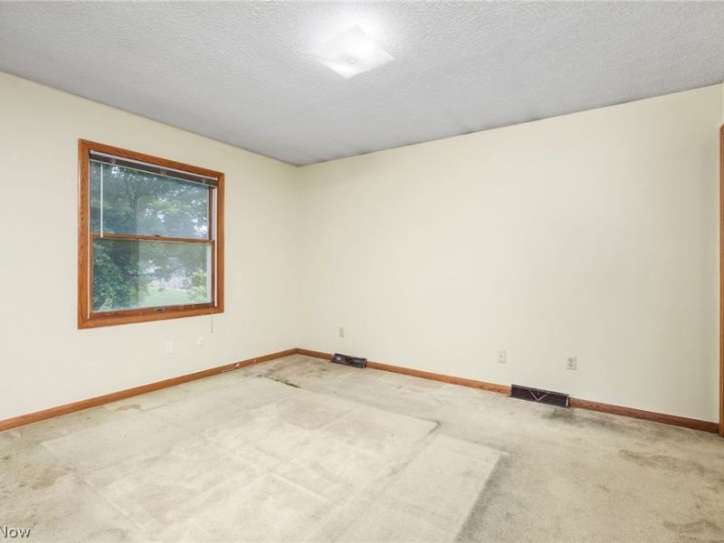 364 Garner Drive, Mogadore, OH 44260 Photo 14