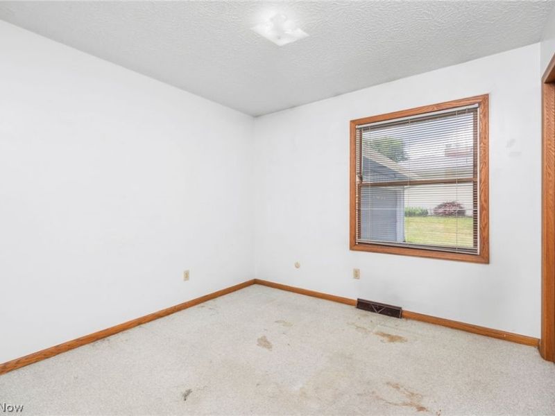 364 Garner Drive, Mogadore, OH 44260 Photo 17