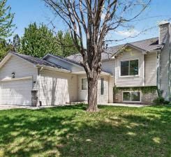 4008 Pennsylvania Avenue, Eagan, MN 55123