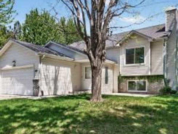 4008 Pennsylvania Avenue, Eagan, MN 55123