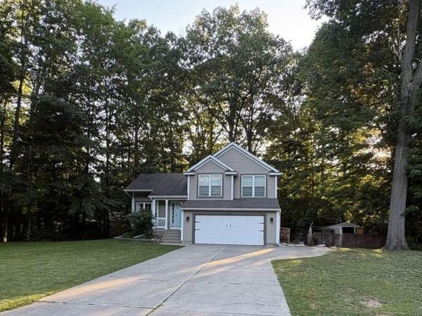 6825 Anita Court, Fruitport, MI 49415