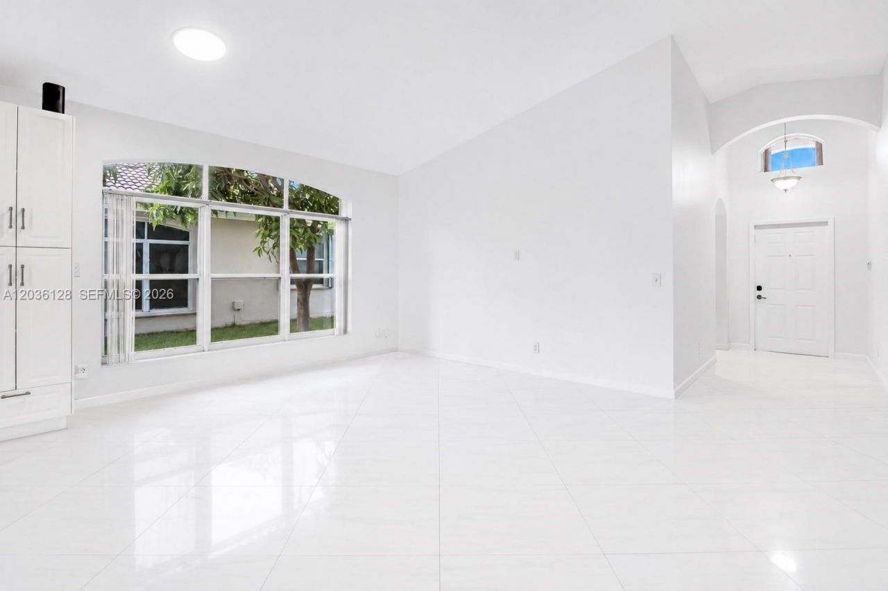 13092 NW 8th St, Pembroke Pines, FL 33028 Photo