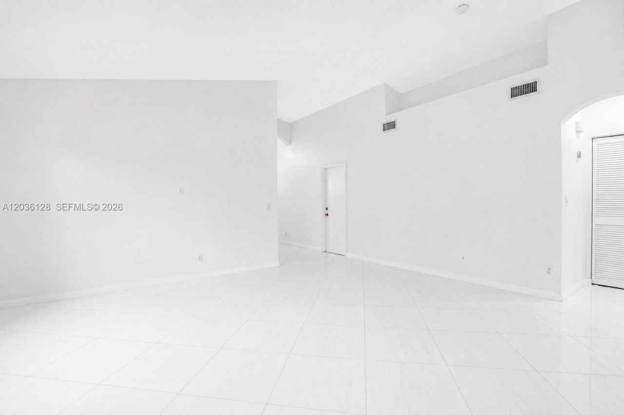 13092 NW 8th St, Pembroke Pines, FL 33028 Photo