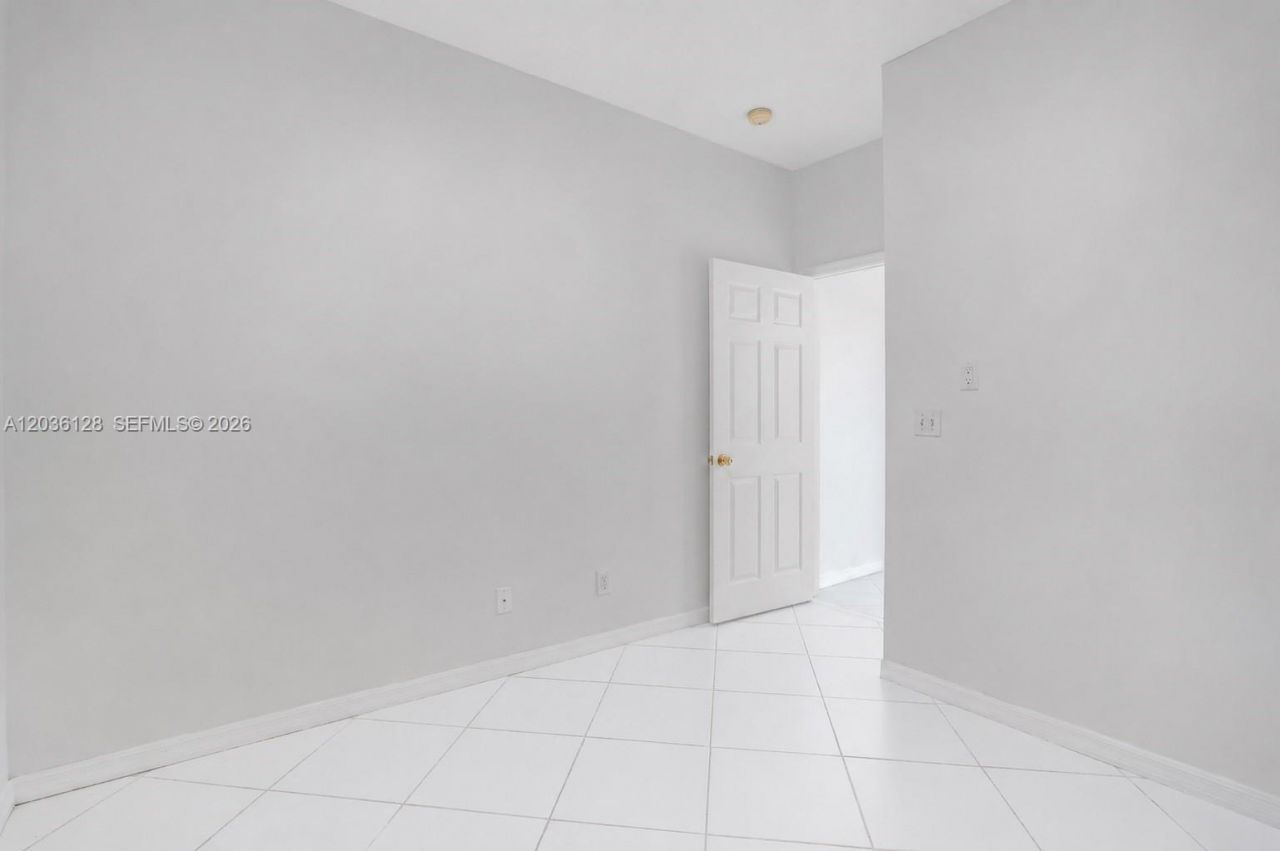 13092 NW 8th St, Pembroke Pines, FL 33028 Photo