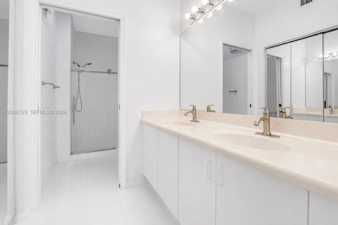 13092 NW 8th St, Pembroke Pines, FL 33028 Photo
