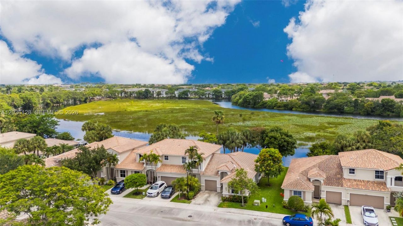 13092 NW 8th St, Pembroke Pines, FL 33028 Photo