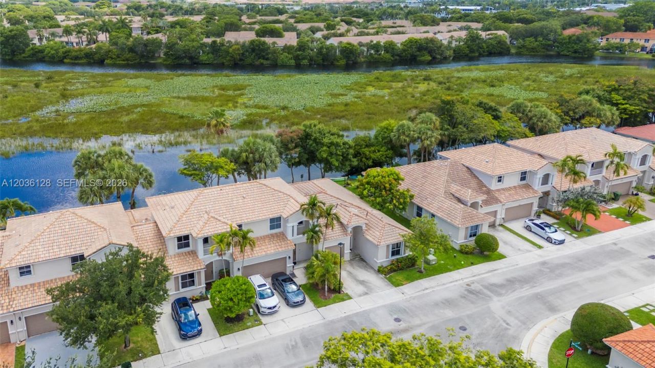 13092 NW 8th St, Pembroke Pines, FL 33028 Photo