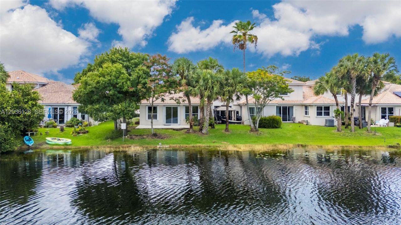 13092 NW 8th St, Pembroke Pines, FL 33028 Photo