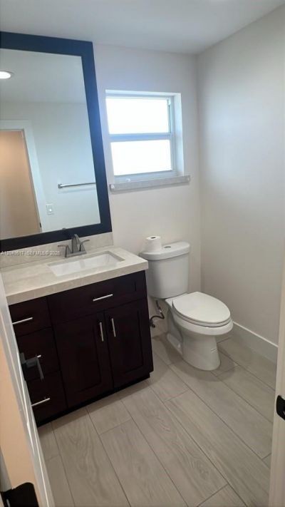 900 NE 12th Ave, Unit 703, Hallandale Beach, FL 33009 Photo