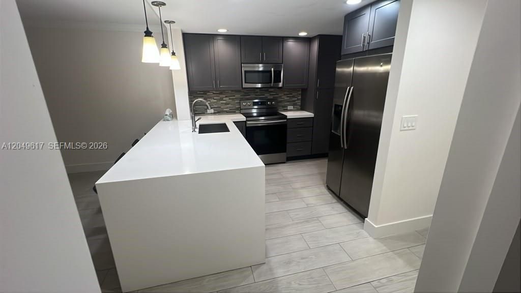 900 NE 12th Ave, Unit 703, Hallandale Beach, FL 33009 Photo