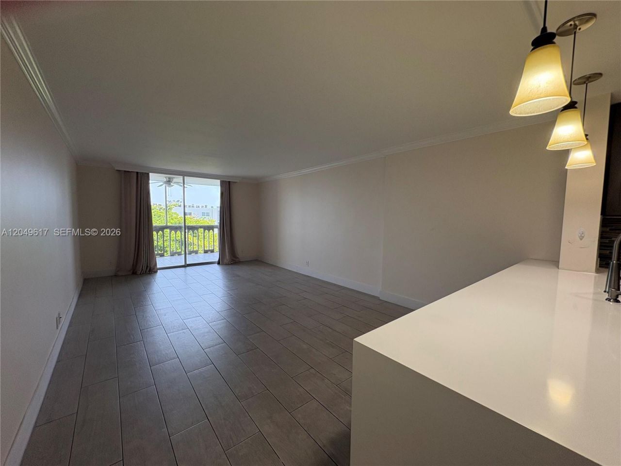900 NE 12th Ave, Unit 703, Hallandale Beach, FL 33009 Photo