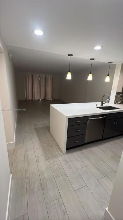 900 NE 12th Ave, Unit 703, Hallandale Beach, FL 33009 Photo