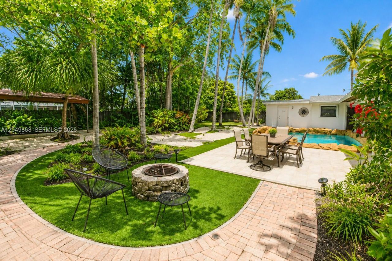 7255 SW 126th St, Pinecrest, FL 33156 Photo