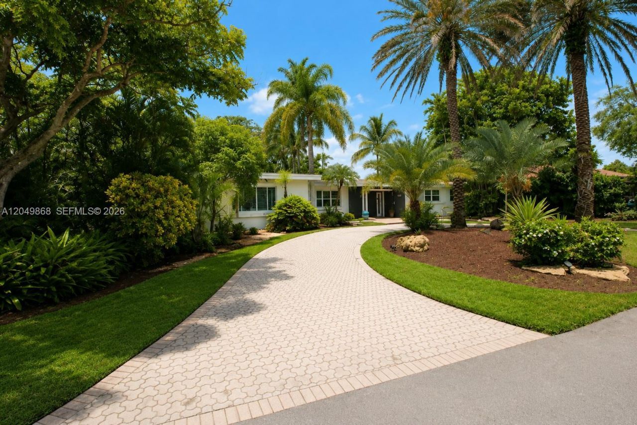 7255 SW 126th St, Pinecrest, FL 33156 Photo