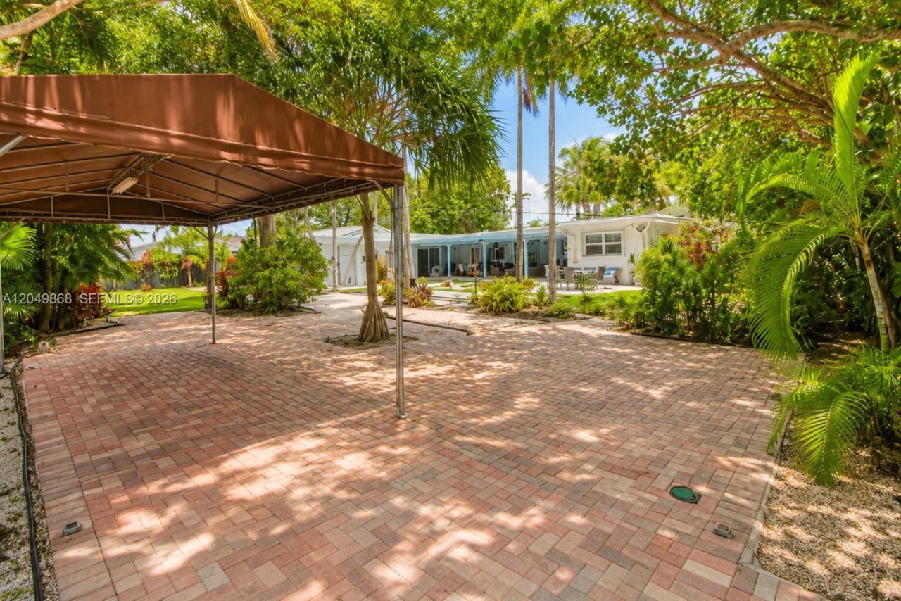 7255 SW 126th St, Pinecrest, FL 33156 Photo