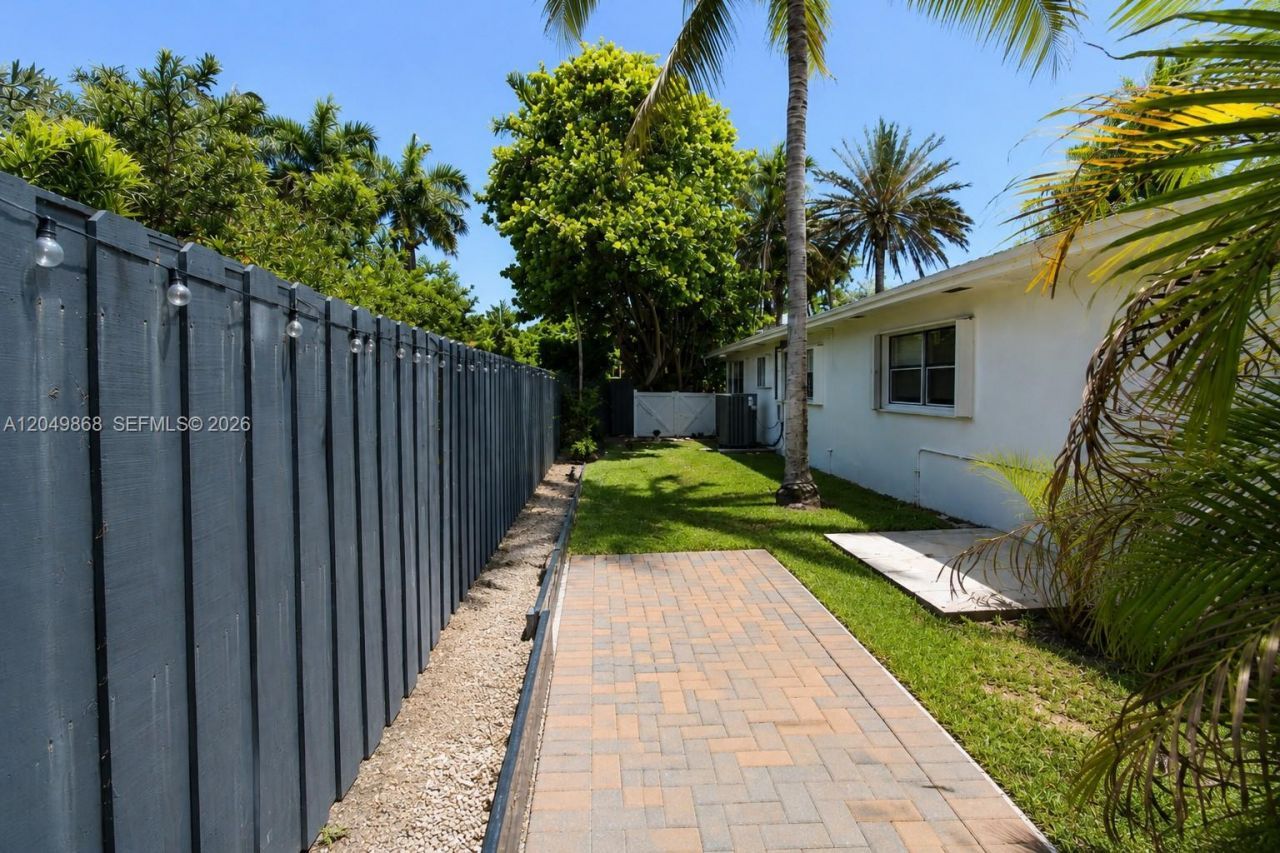 7255 SW 126th St, Pinecrest, FL 33156 Photo