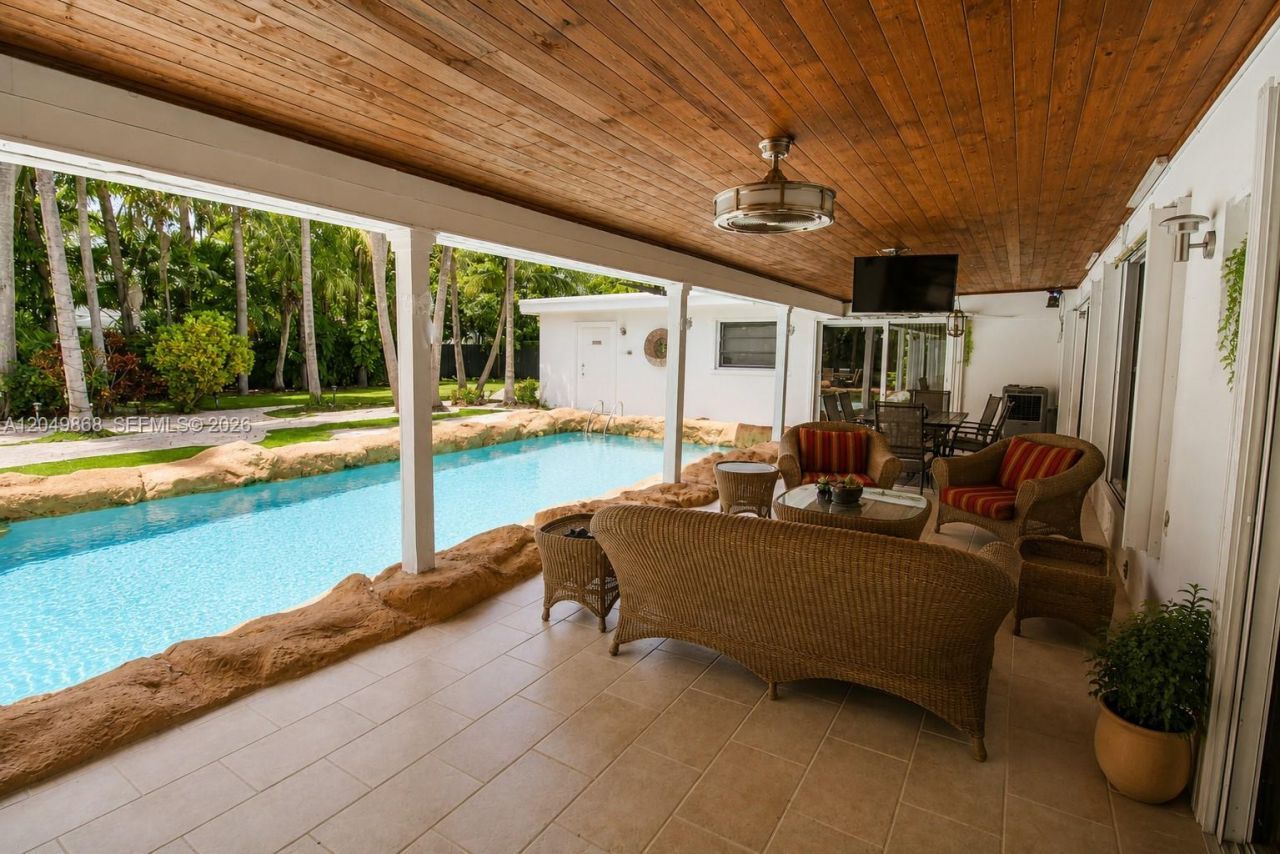 7255 SW 126th St, Pinecrest, FL 33156 Photo