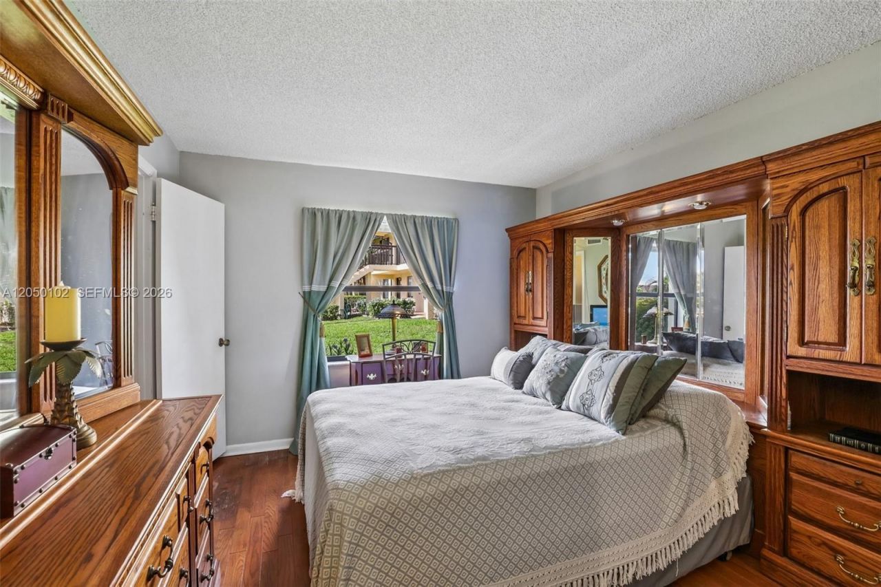 7094 Golf Colony Ct, Unit 104, Lake Worth, FL 33467 Photo