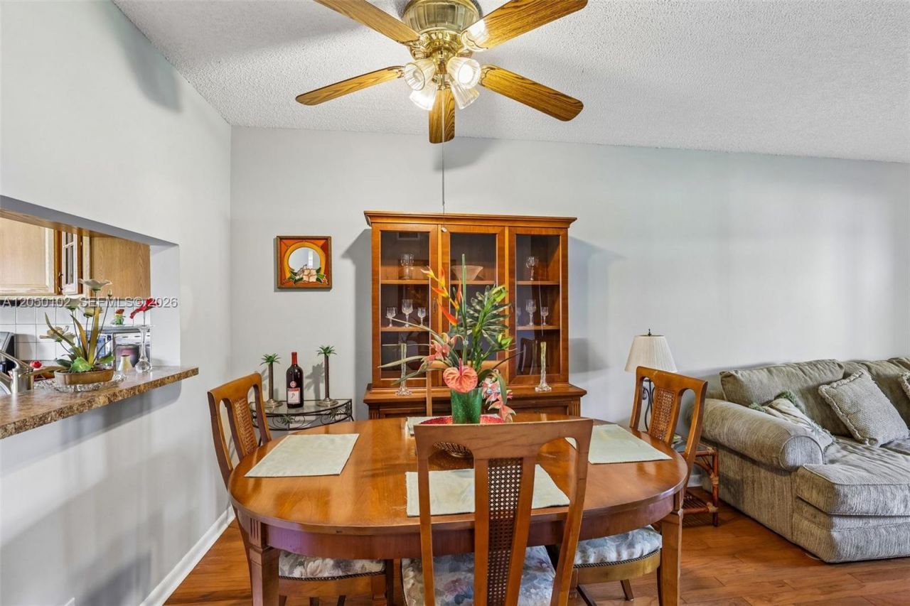 7094 Golf Colony Ct, Unit 104, Lake Worth, FL 33467 Photo