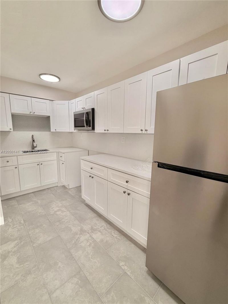 1632 NE 4th Pl, Unit 2, Fort Lauderdale, FL 33301 Photo
