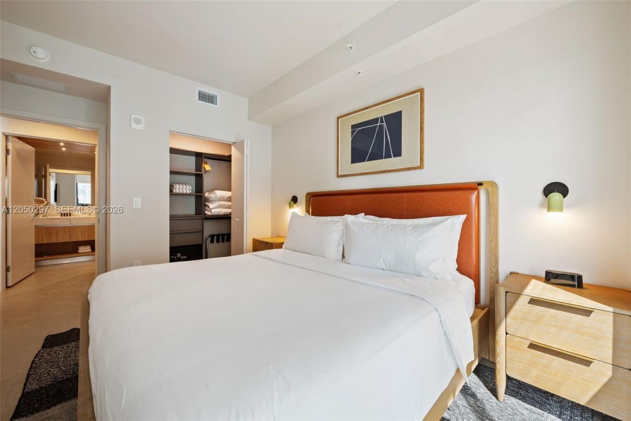 11 NE 6th St , Unit 2605, Miami, FL 33132 Photo