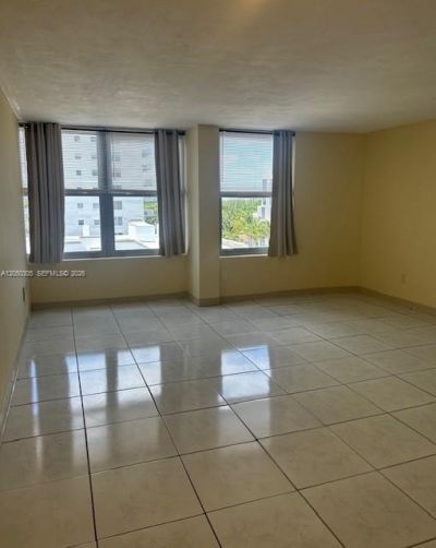 2899 Collins Ave , Unit 702, Miami Beach, FL 33140 Photo