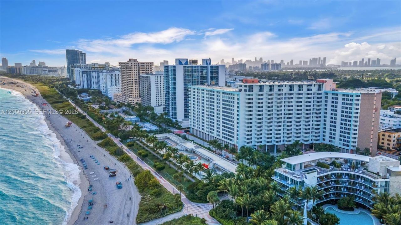 2899 Collins Ave , Unit 702, Miami Beach, FL 33140 Photo