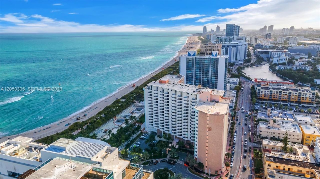 2899 Collins Ave , Unit 702, Miami Beach, FL 33140 Photo