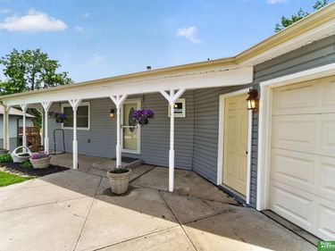 807 Mohanna Place, Bellevue, NE 68005