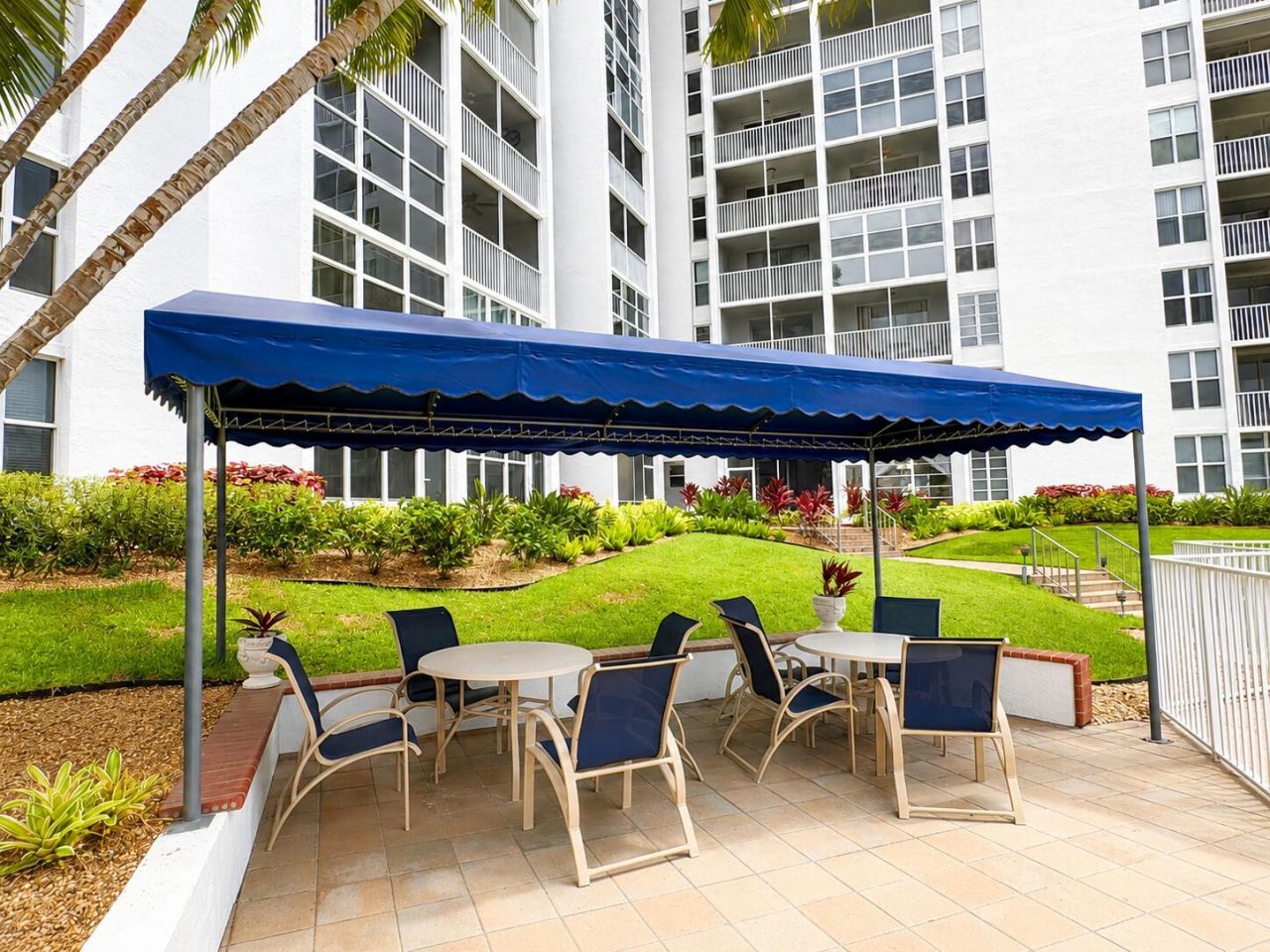 1391 S Ocean Boulevard, Unit 807, Pompano Beach, FL 33062 Photo