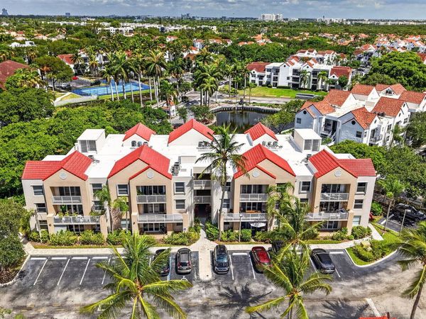 2731 Ocean Club Boulevard, Unit 102, Hollywood, FL 33019