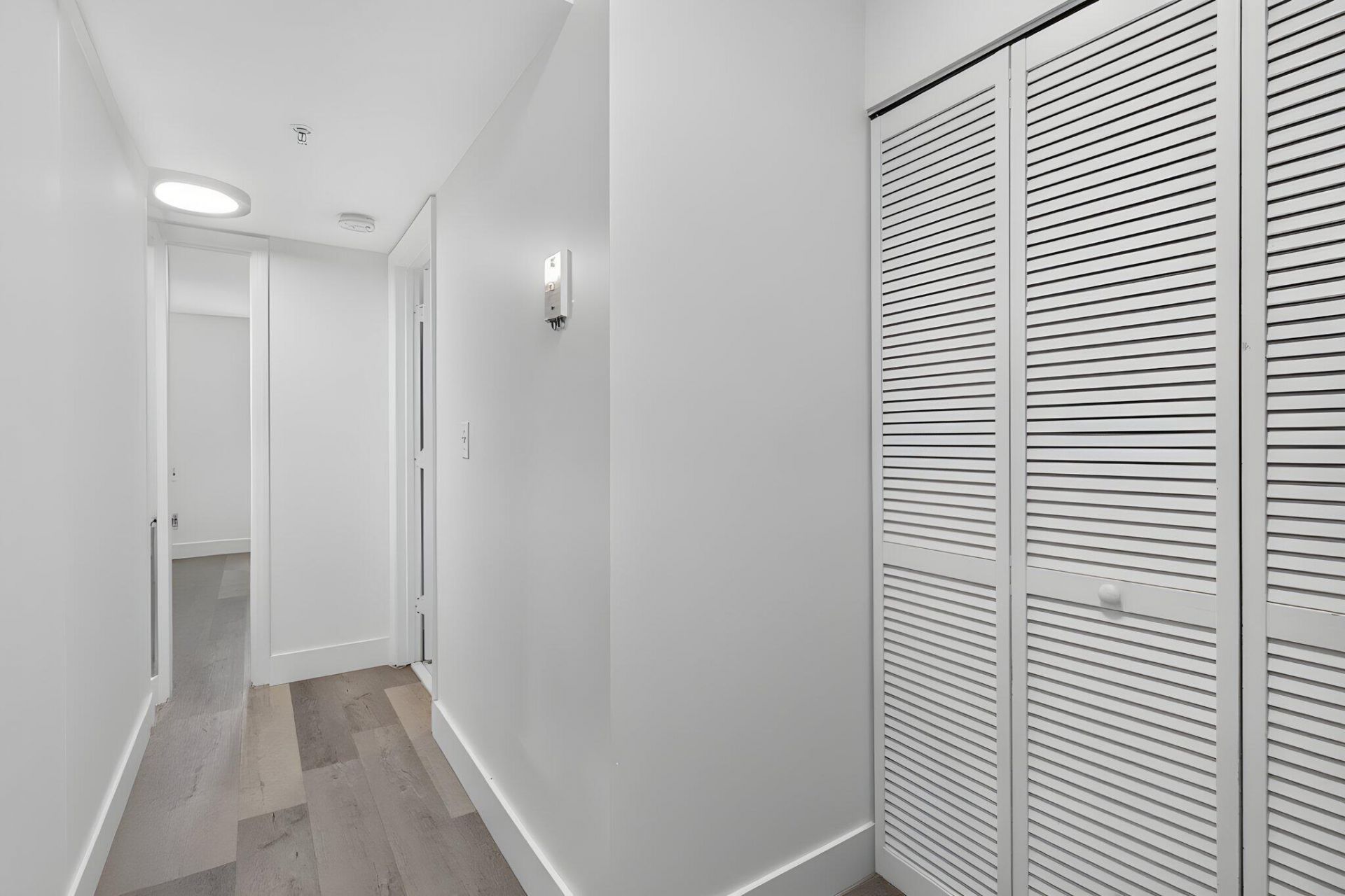 2731 Ocean Club Boulevard, Unit 102, Hollywood, FL 33019 Photo