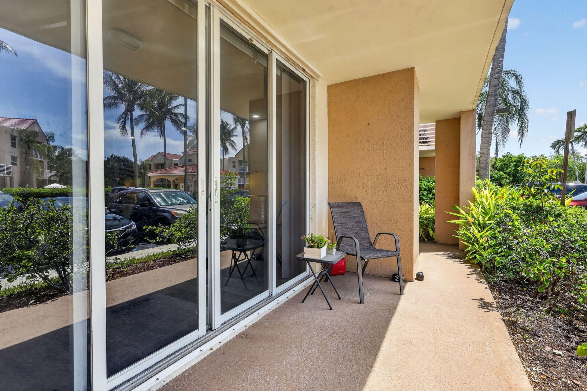2731 Ocean Club Boulevard, Unit 102, Hollywood, FL 33019 Photo