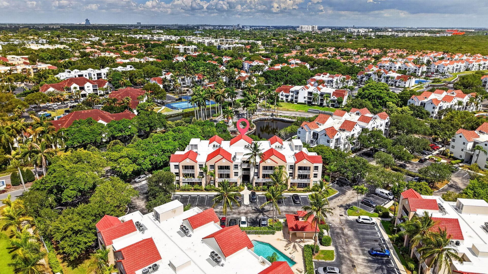 2731 Ocean Club Boulevard, Unit 102, Hollywood, FL 33019 Photo