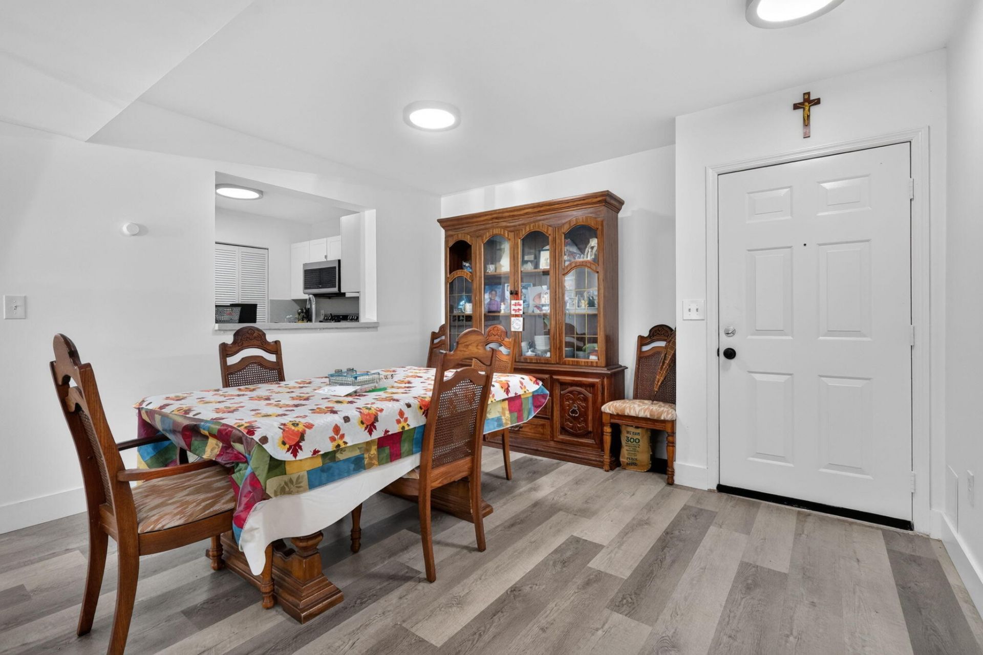 2731 Ocean Club Boulevard, Unit 102, Hollywood, FL 33019 Photo