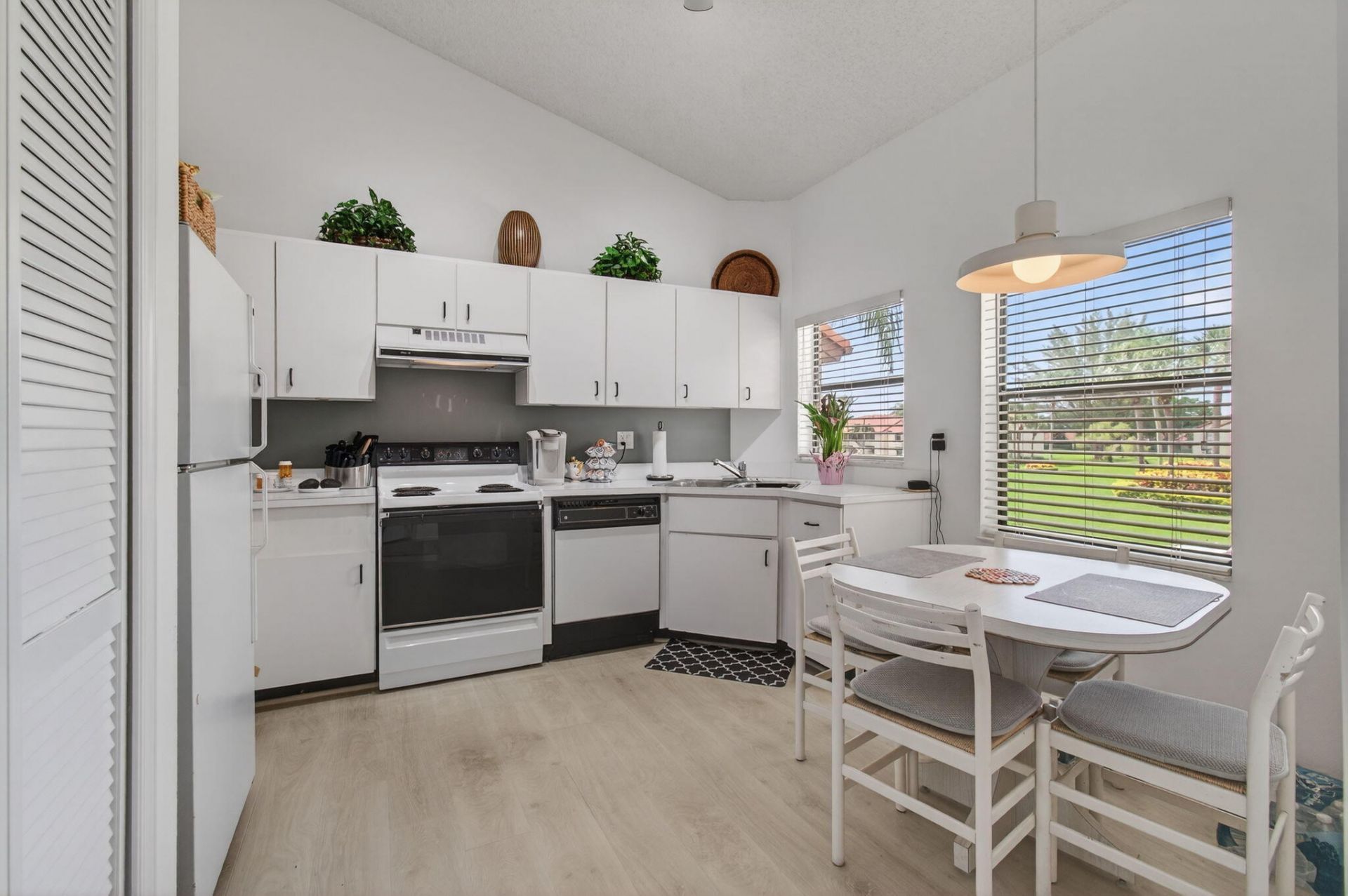 5947 Parkwalk Drive, Boynton Beach, FL 33472 Photo