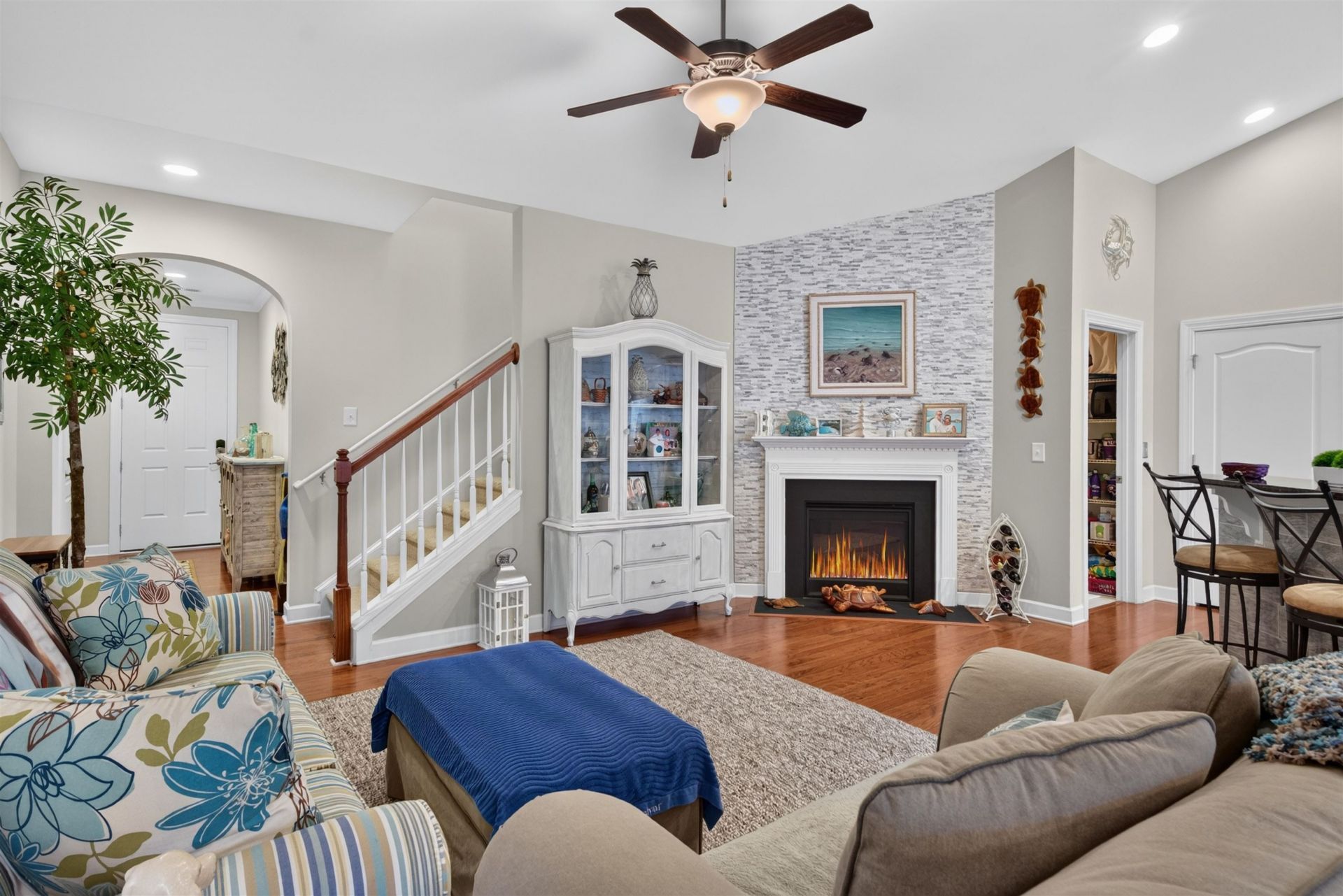1472 Culbertson Ave. Photo 13