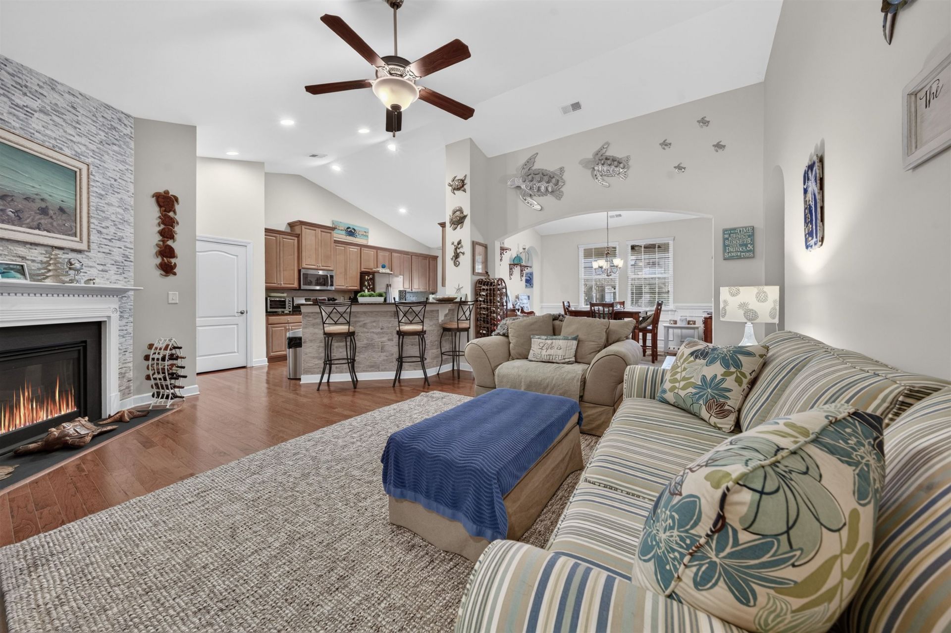 1472 Culbertson Ave. Photo 6