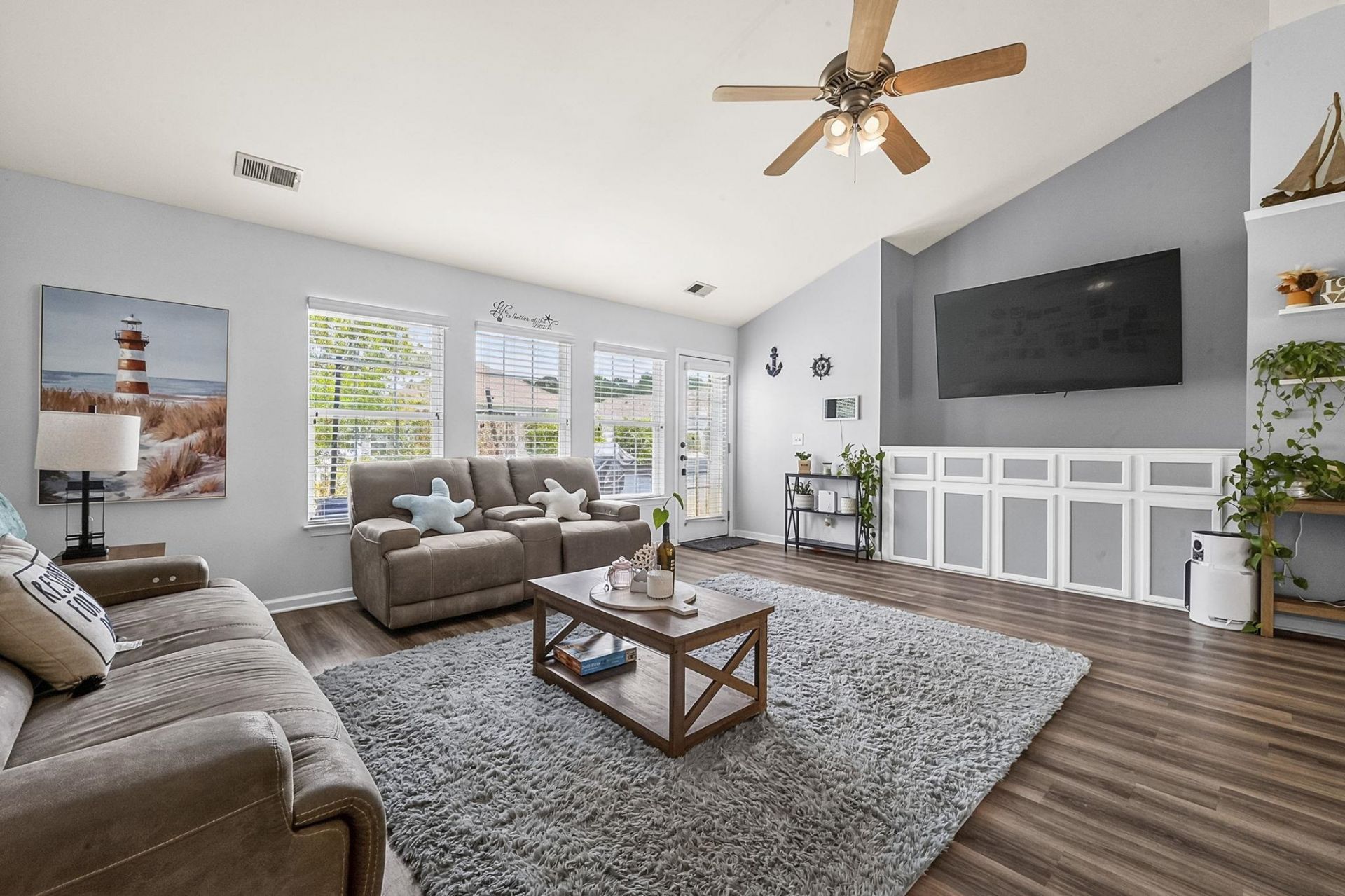 3136 Robins Nest Way  Photo 10