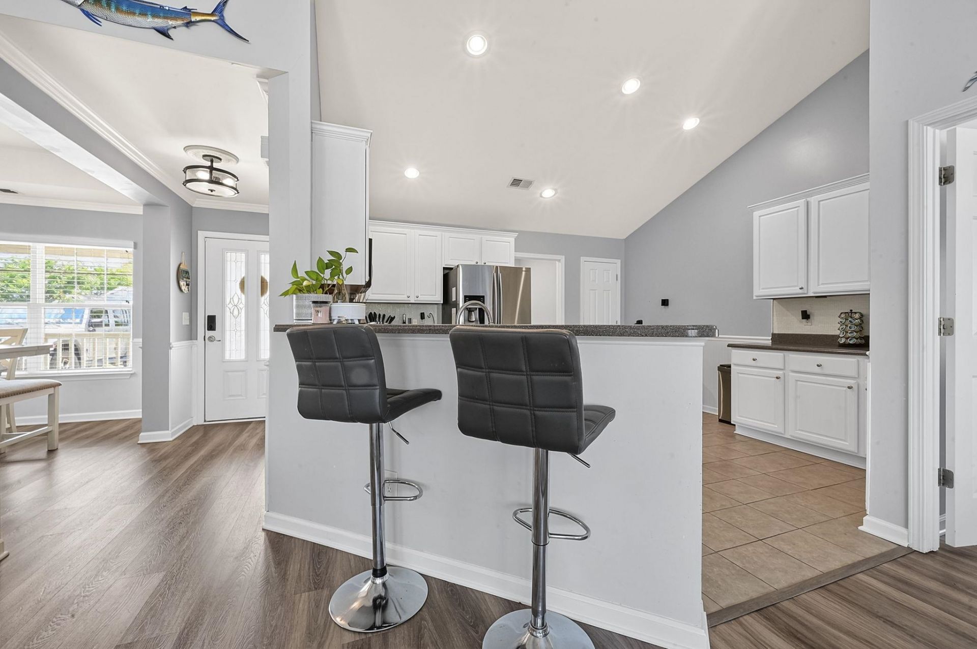 3136 Robins Nest Way  Photo 12