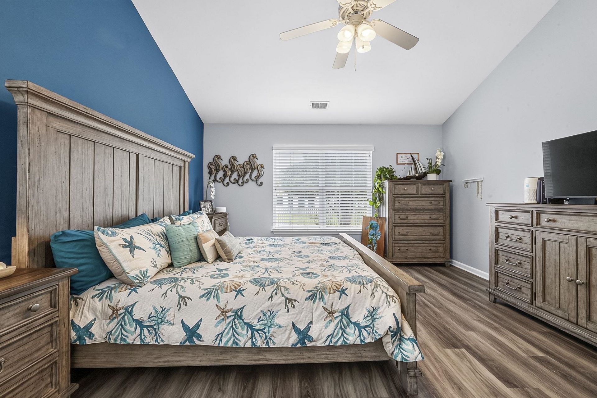 3136 Robins Nest Way  Photo 21