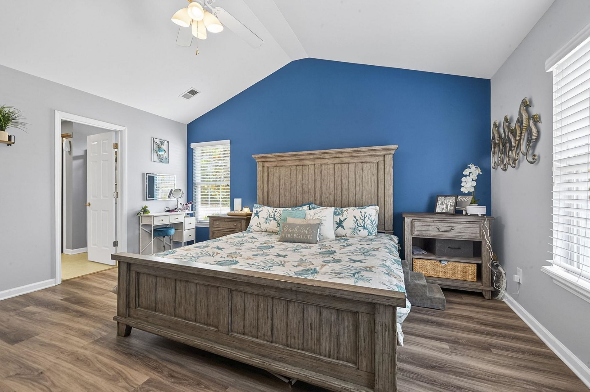 3136 Robins Nest Way  Photo 22