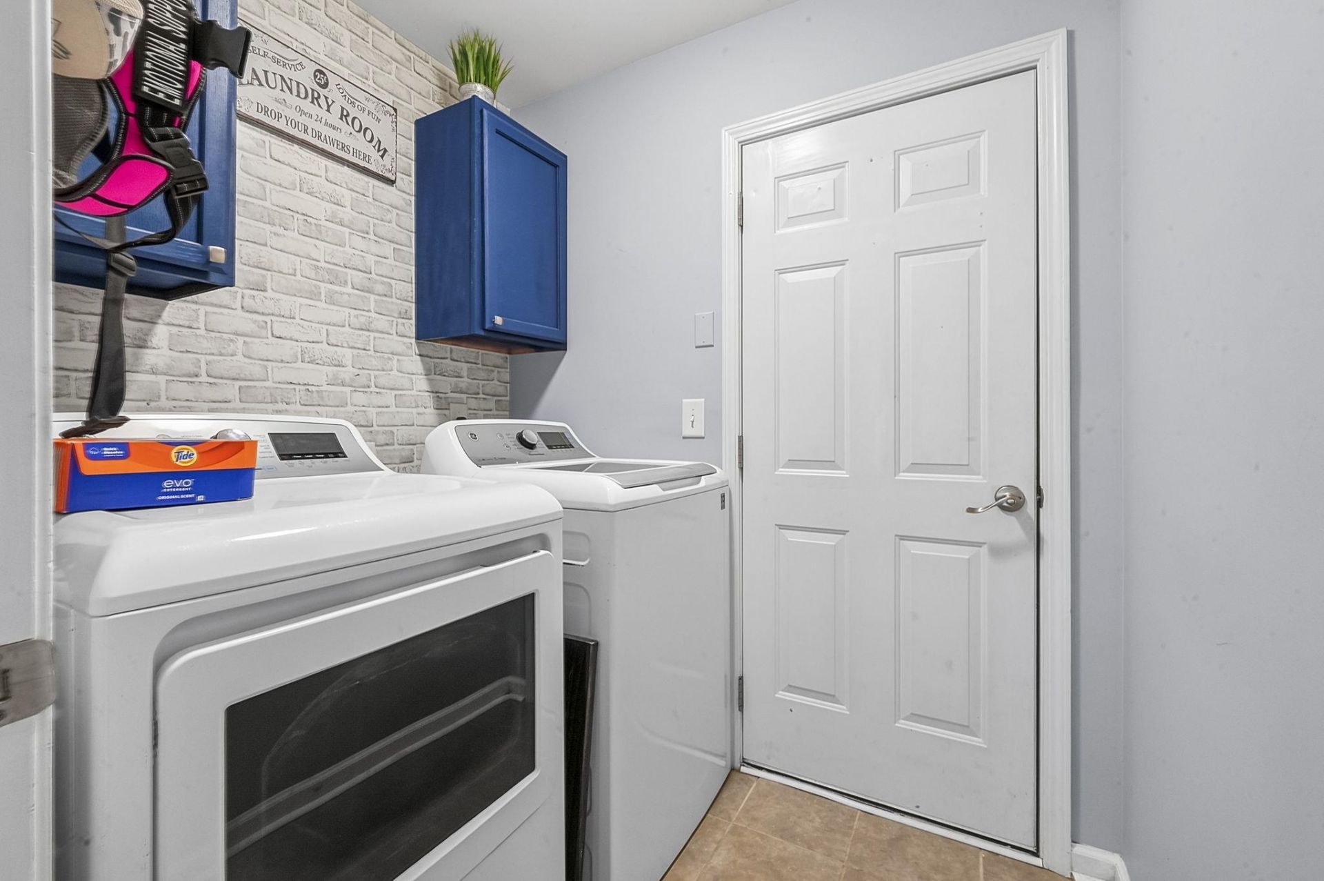 3136 Robins Nest Way  Photo 26