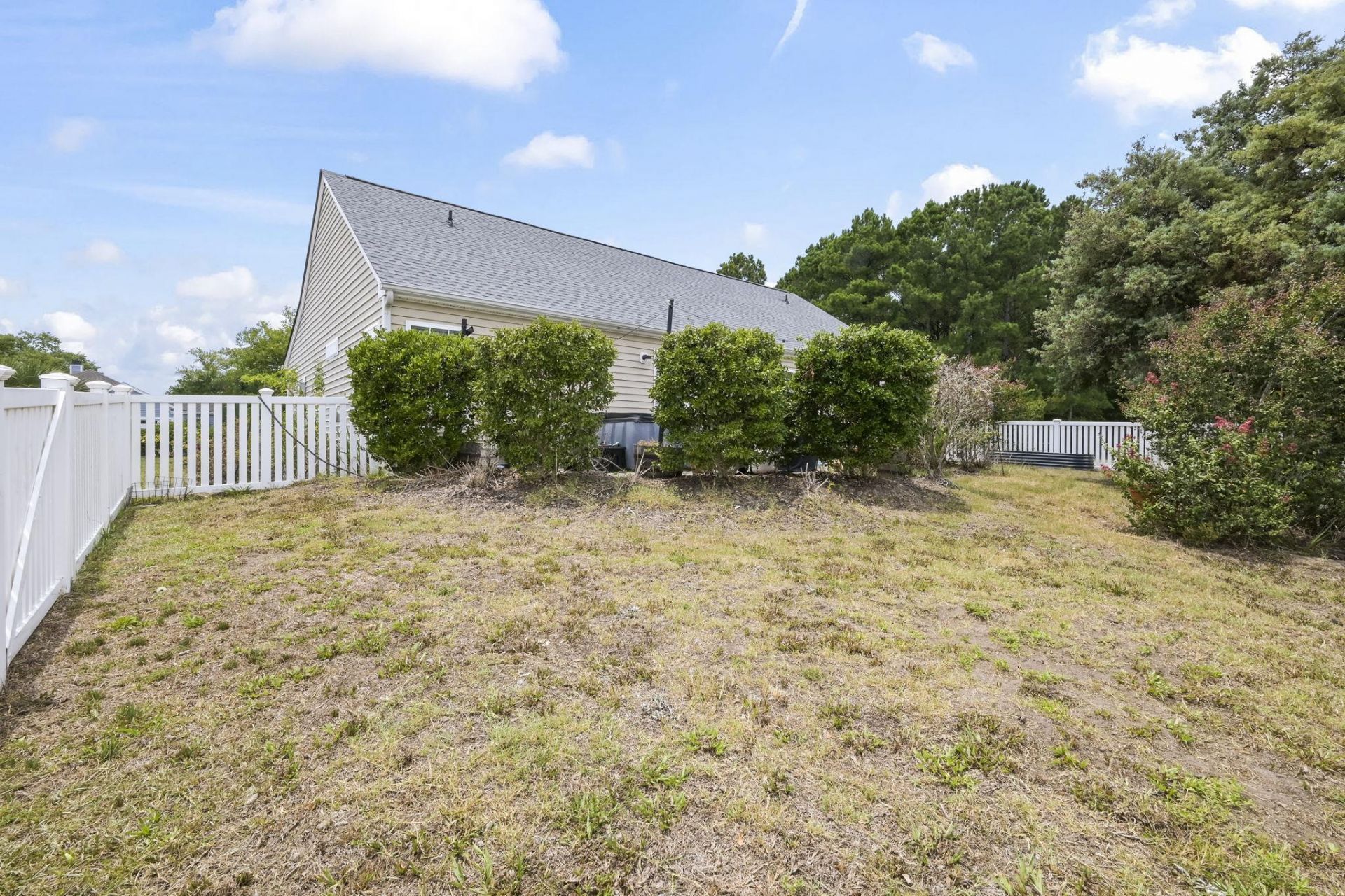 3136 Robins Nest Way  Photo 29