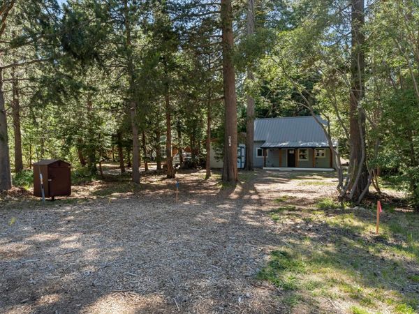 7065 8th Avenue , Tahoma, CA 96142