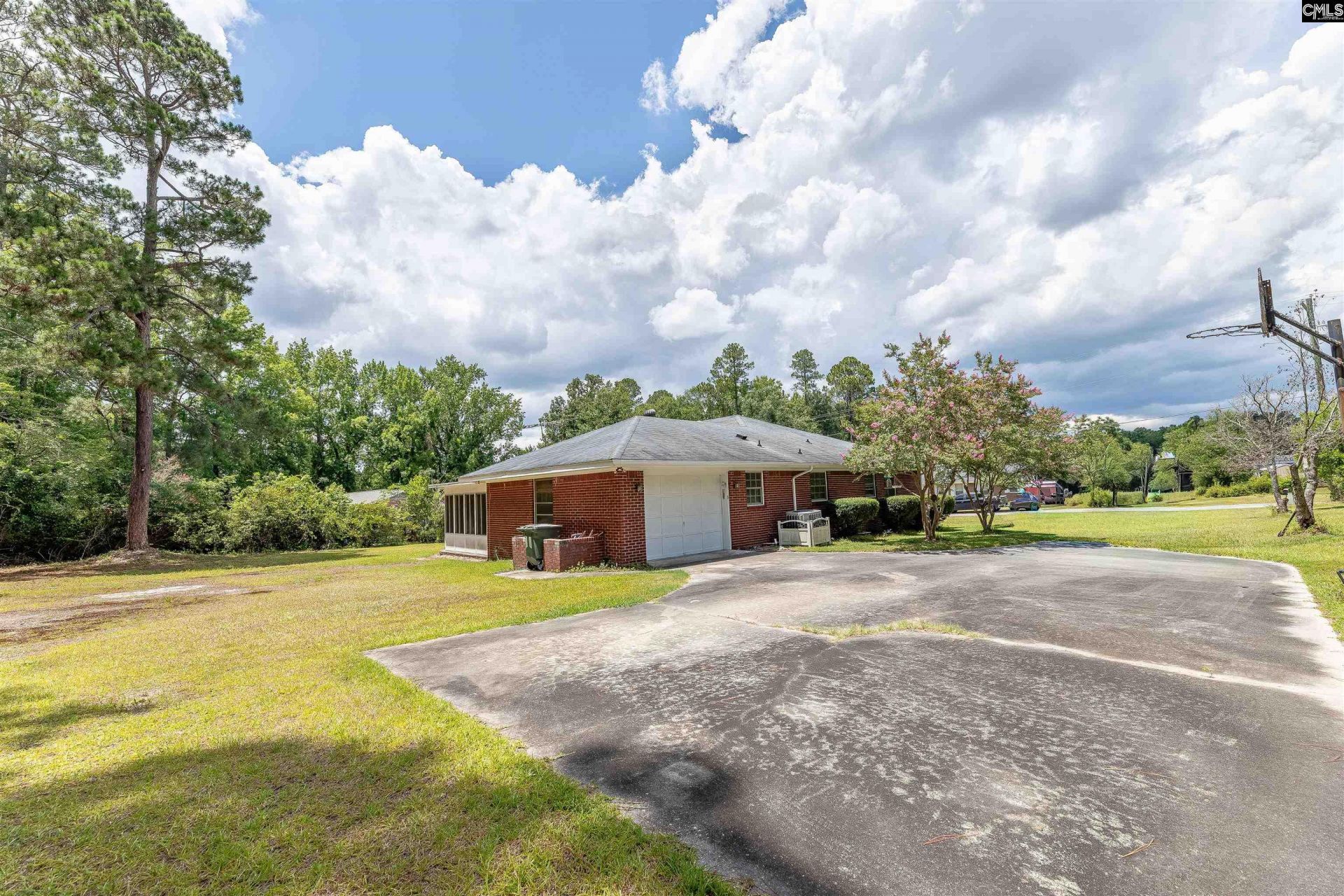 2069 Hydrick Avenue  Photo 4